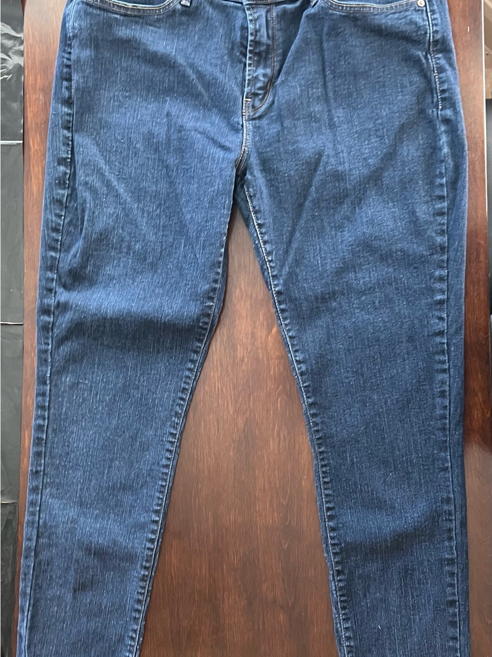 Levi's Women's Skinny Jeans in Dark Indigo